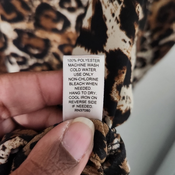 ✨️LAST CHANCE✨️Cato Leopard Print Tunic Blouse - Picture 7 of 7
